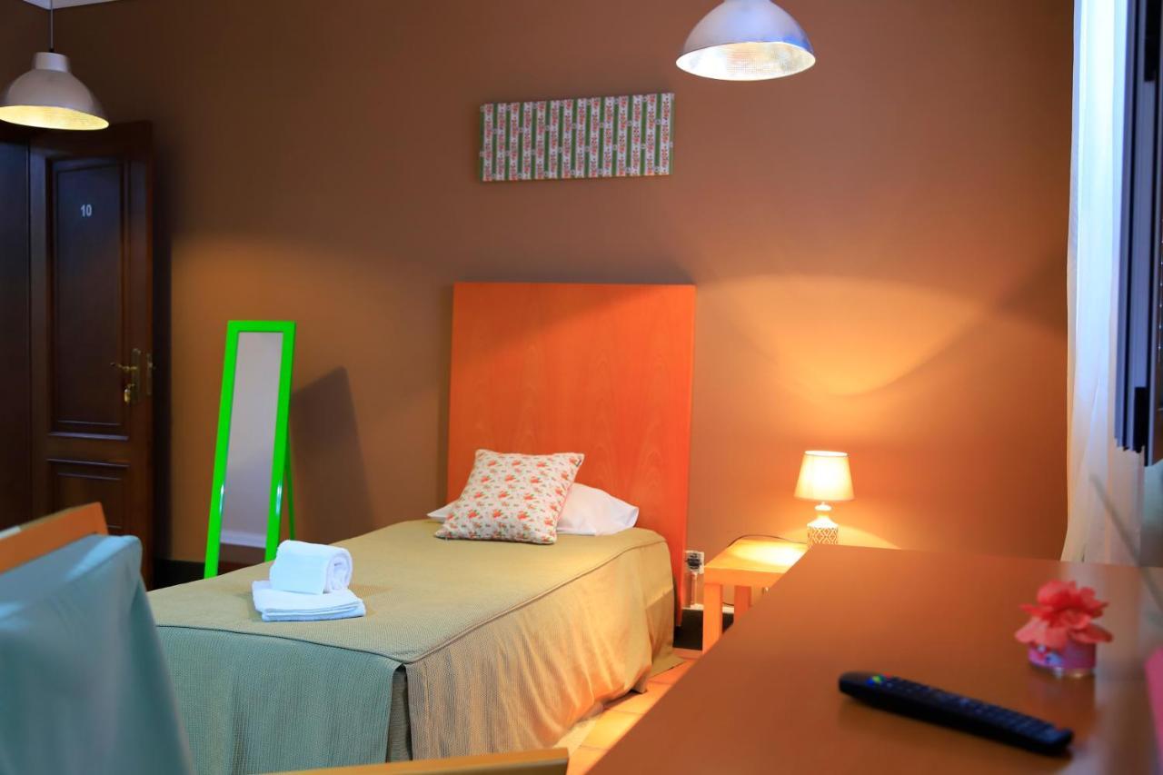 Bella Italia Populo Guest House Ponta Delgada  Exterior photo